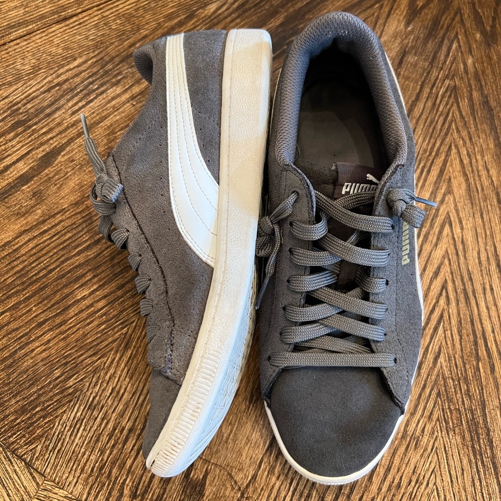 Puma Gray and White Women’s Sneakers